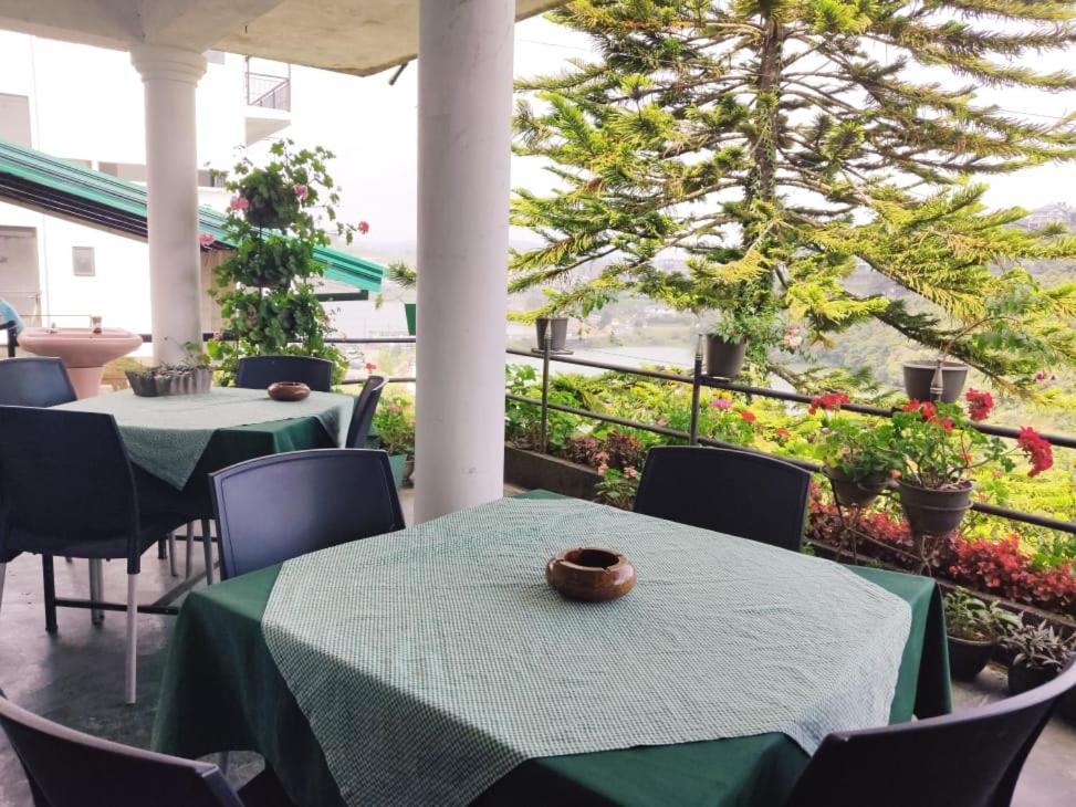 Lake Breeze Nuwara Eliya Exterior photo